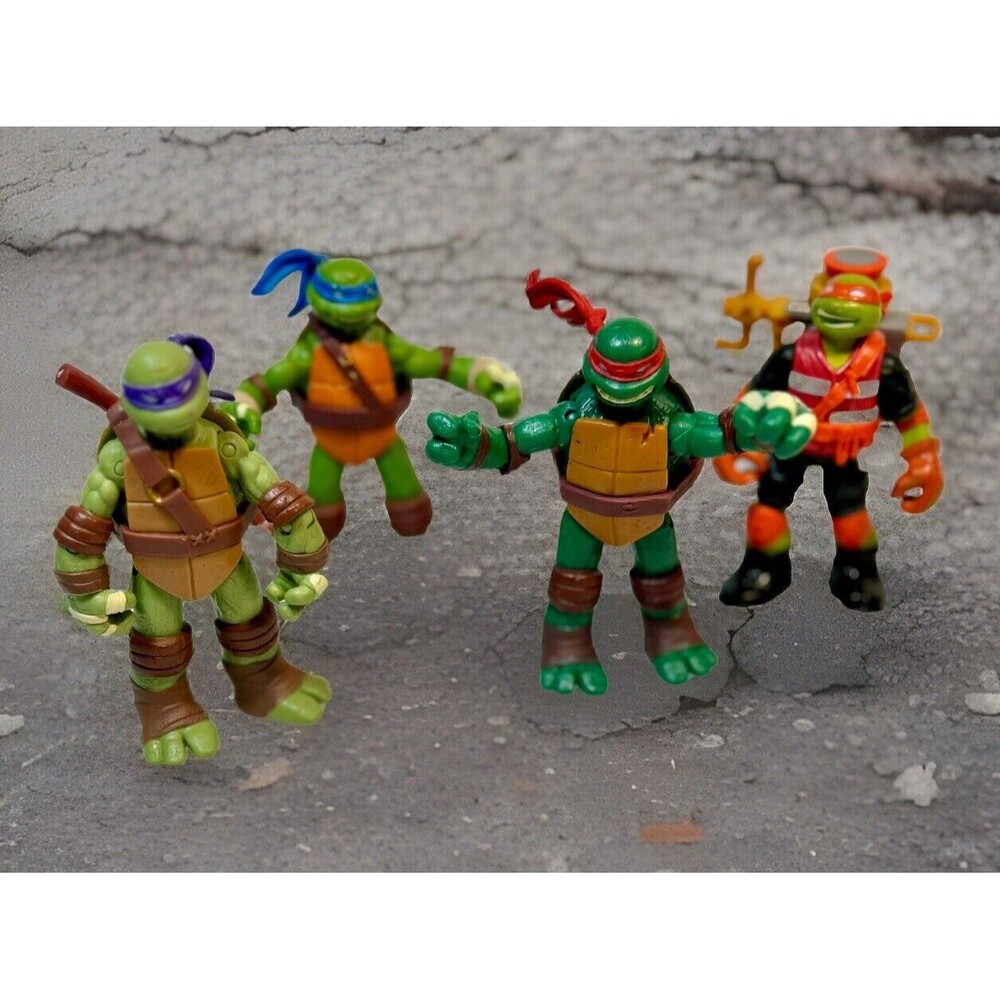 Lot of 4-2012 TMNT Figures Mixed Sets, 1- Mutant Ooze Chuckin' Action As shown